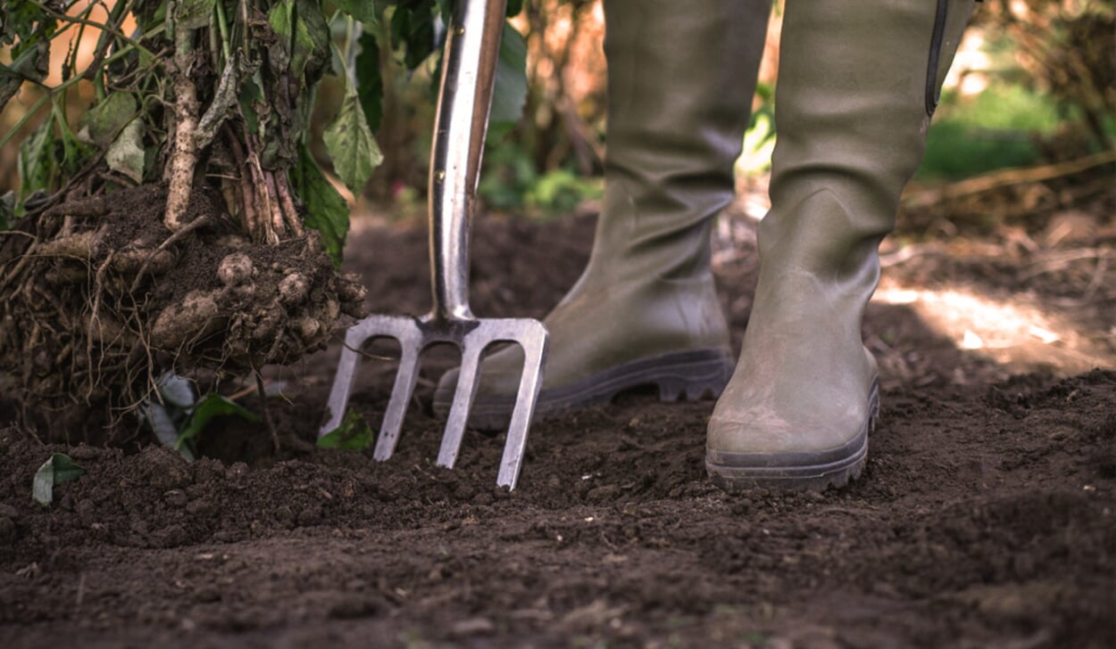 Rubber boots natural rubber