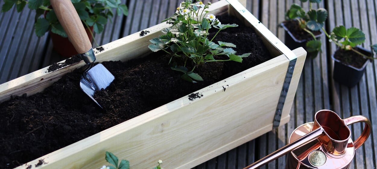 Bacs à fleurs pour balcon