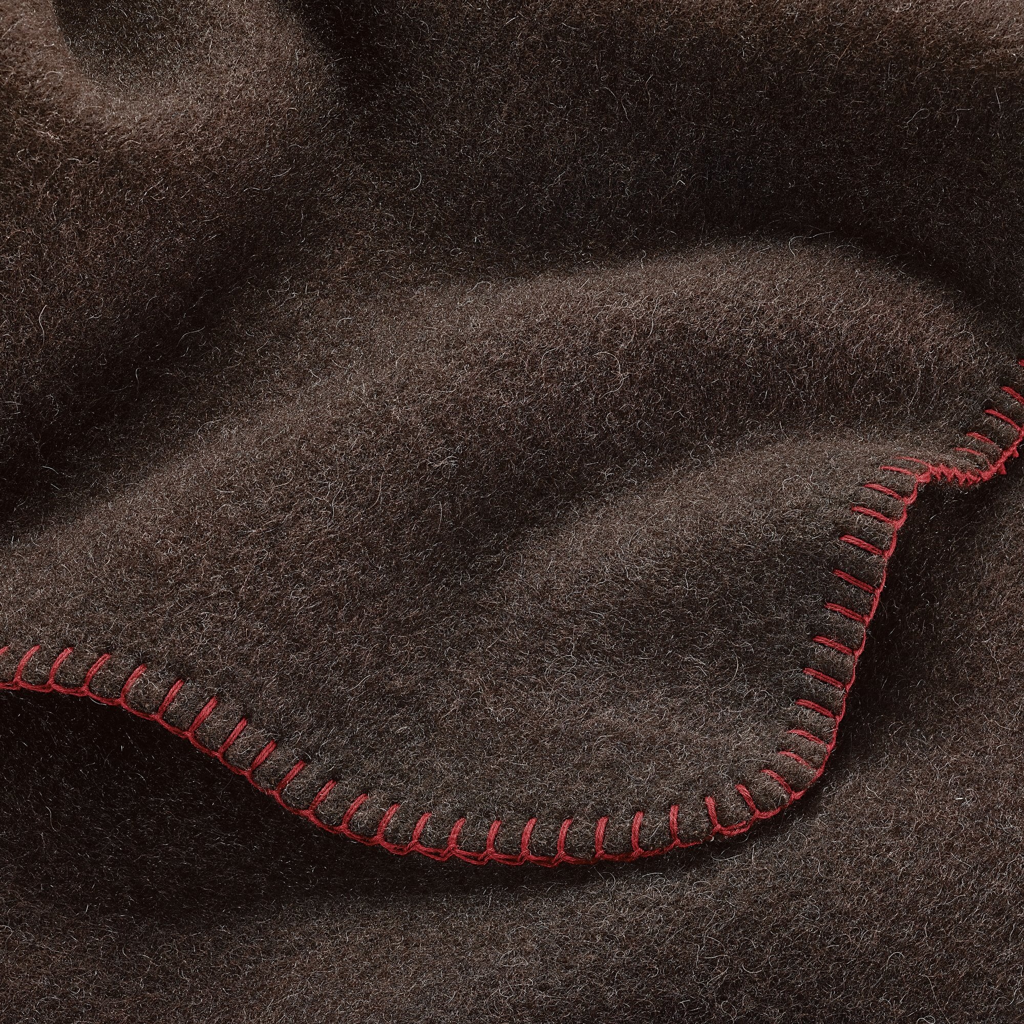 Hochwertige Decken aus Lammwolle, Leinen & Alpaka | Manufactum