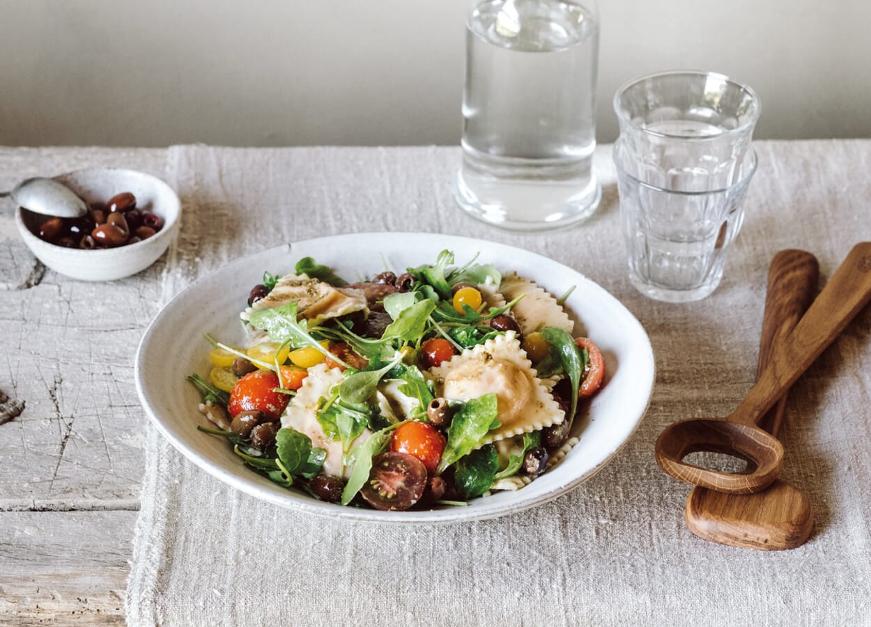 Mediterranean ravioli salad