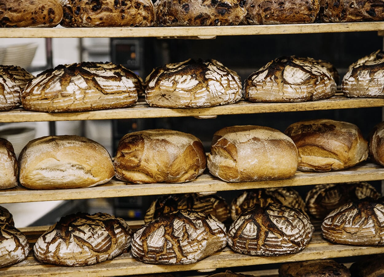 frischgebackenes Brot