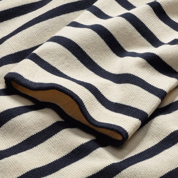 Ladies Knit Sweater Nature Marine, close-up