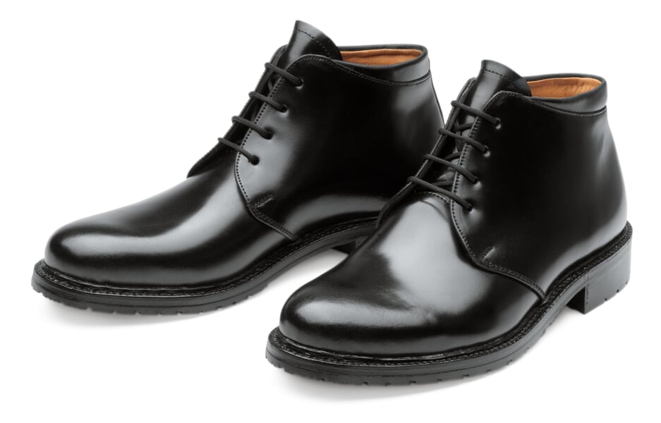 High lace up shoe horse leather Black