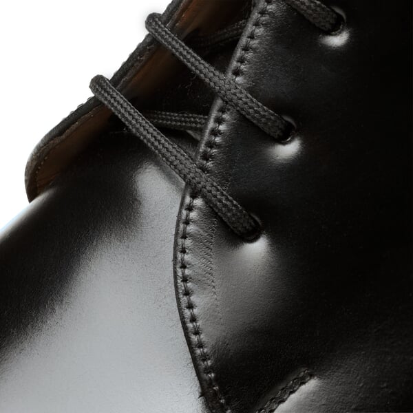 Hoher Schnürschuh Pferdeleder Schwarz, Detailsicht