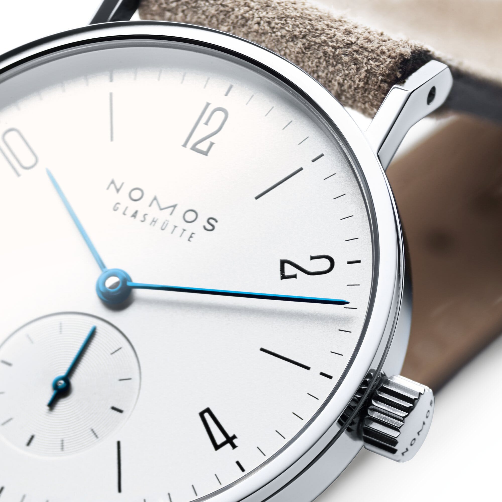 Nomos montre best sale