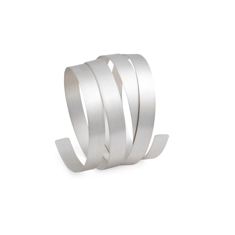 Spiralformet armring