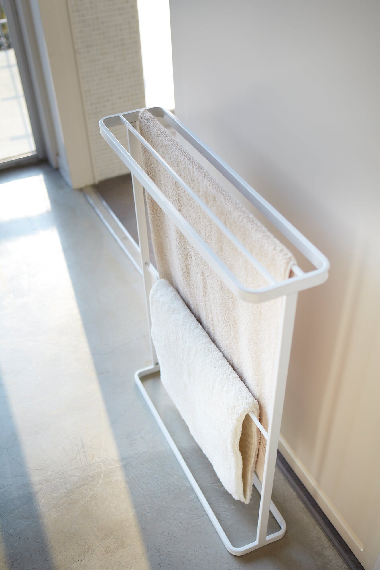 Best Bath Towel Storage: Yamazaki Steel Tower Towel Organizer
