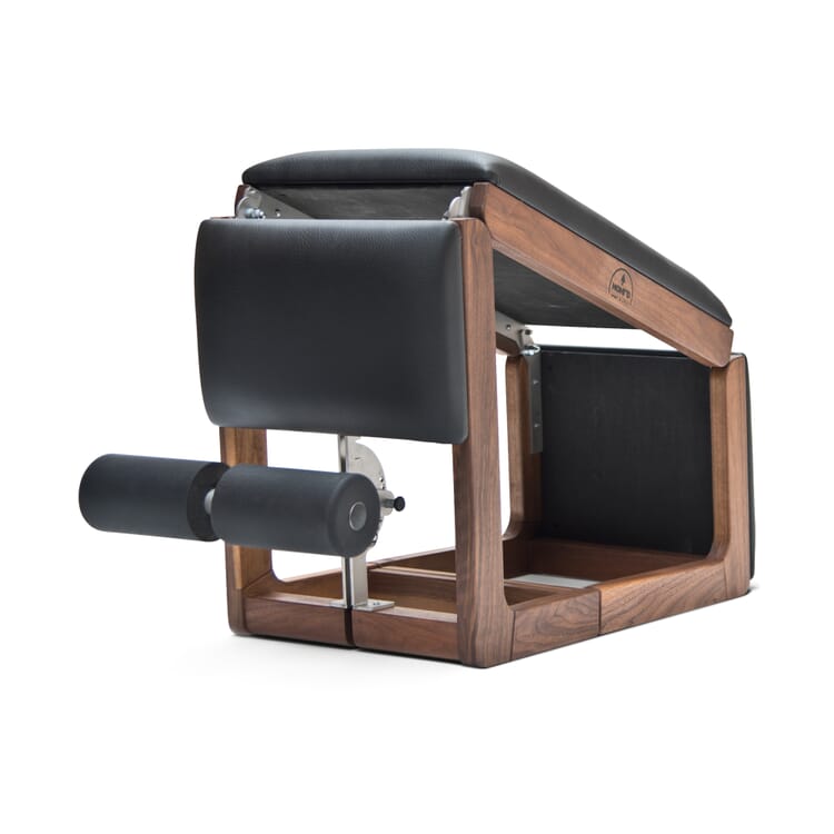 Nohrd TriaEntrenador, Nogal