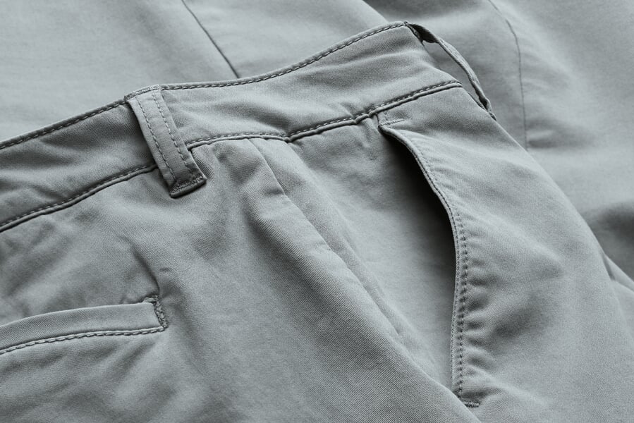 Chino pour femme Gris, vue détaillée