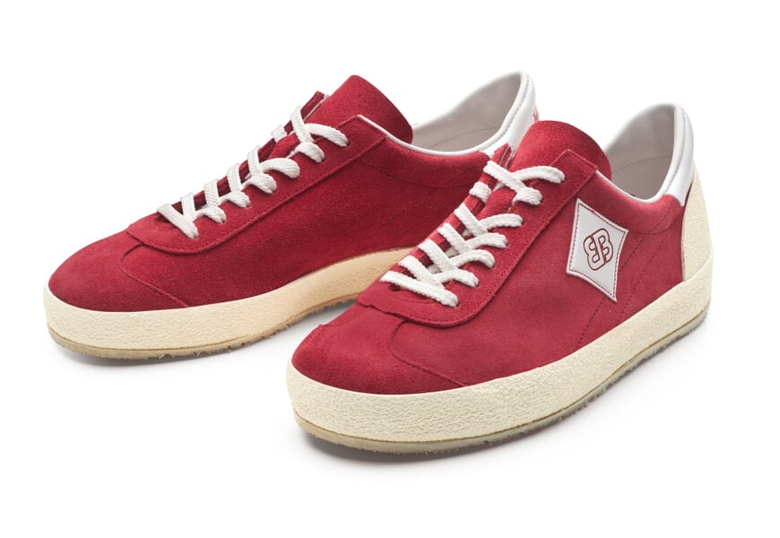 Road running shoe Red