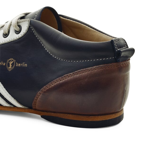 Leather sports shoe Dark blue, close-up