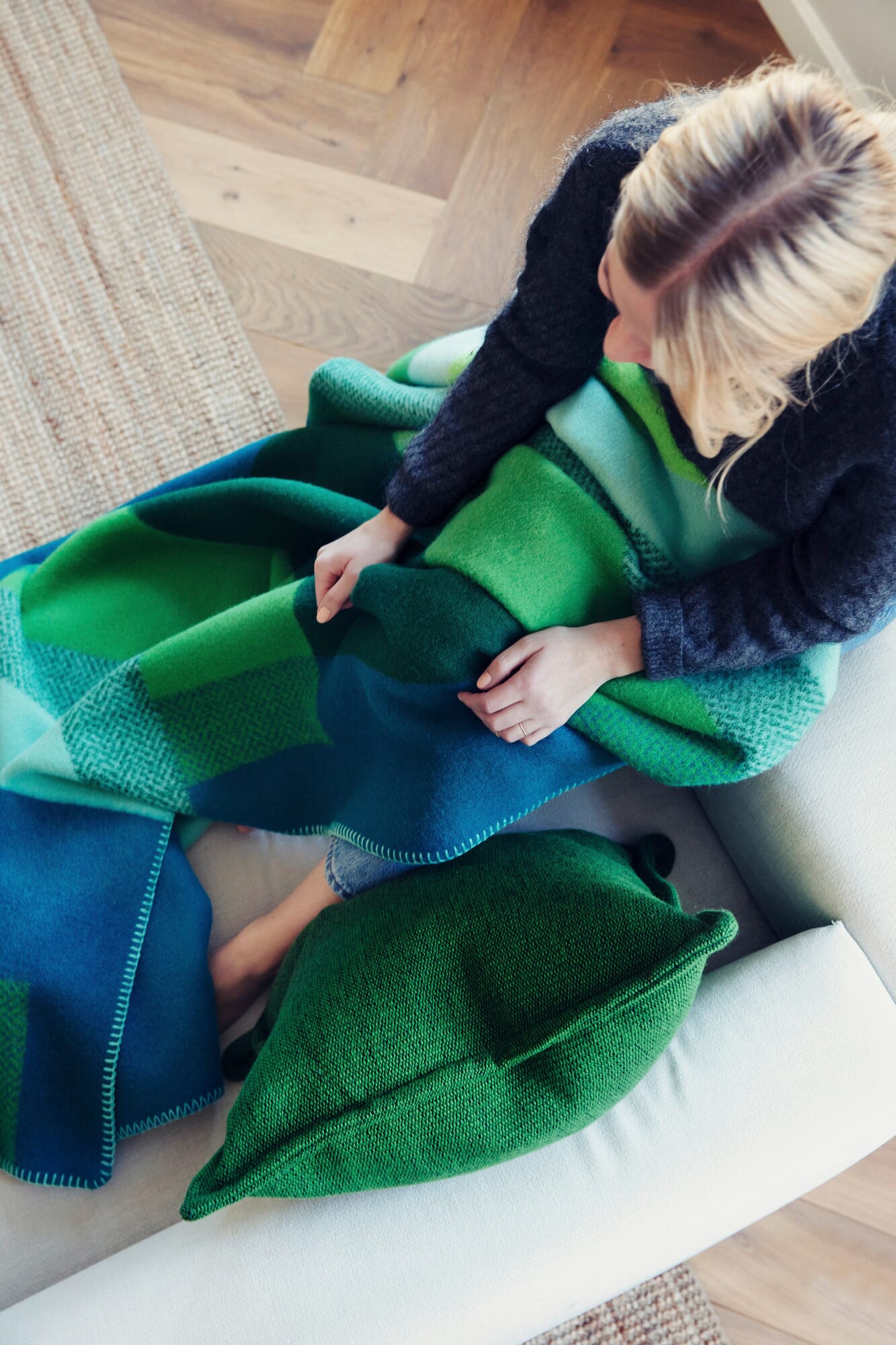 Lambswool blanket Bauhaus style Green Manufactum