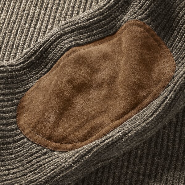 Black Sheep Knitted sweater Natural Dark Grey Mix, close-up