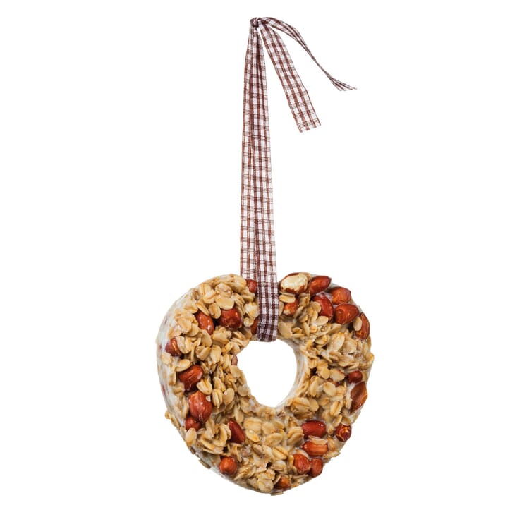 Oat nut heart for birds