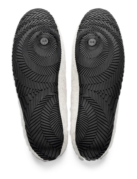 Chaussons Lahtiset Gris clair / Noir