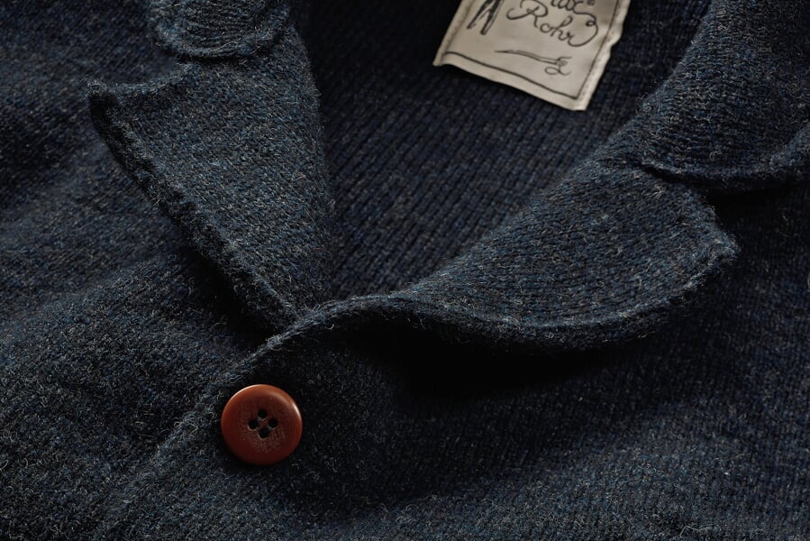 Men’s Cardigan Dark blue, close-up