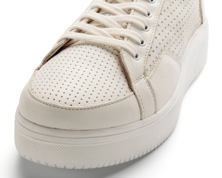 Women's Leather Sneakers Natural, close-up