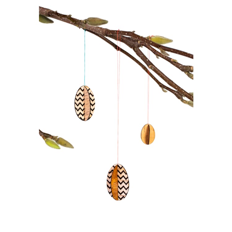 Décorations de Pâques en écorce de bouleau
