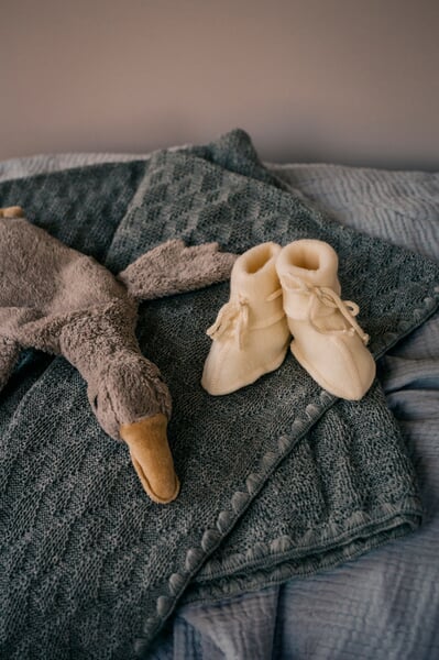 Babyschuhe Merinofleece Natur, Anwendungsbeispiel