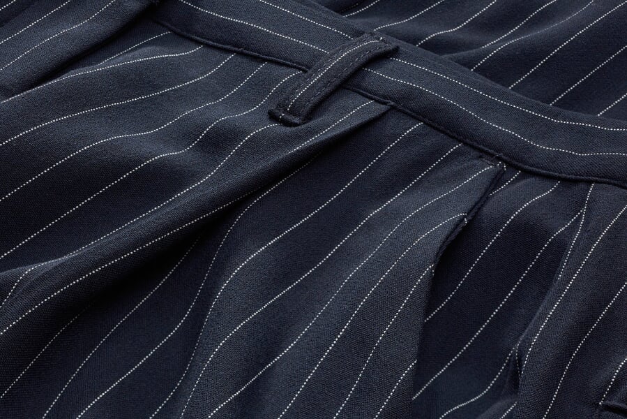 Damen-Nadelstreifenhose Blau, Detailsicht