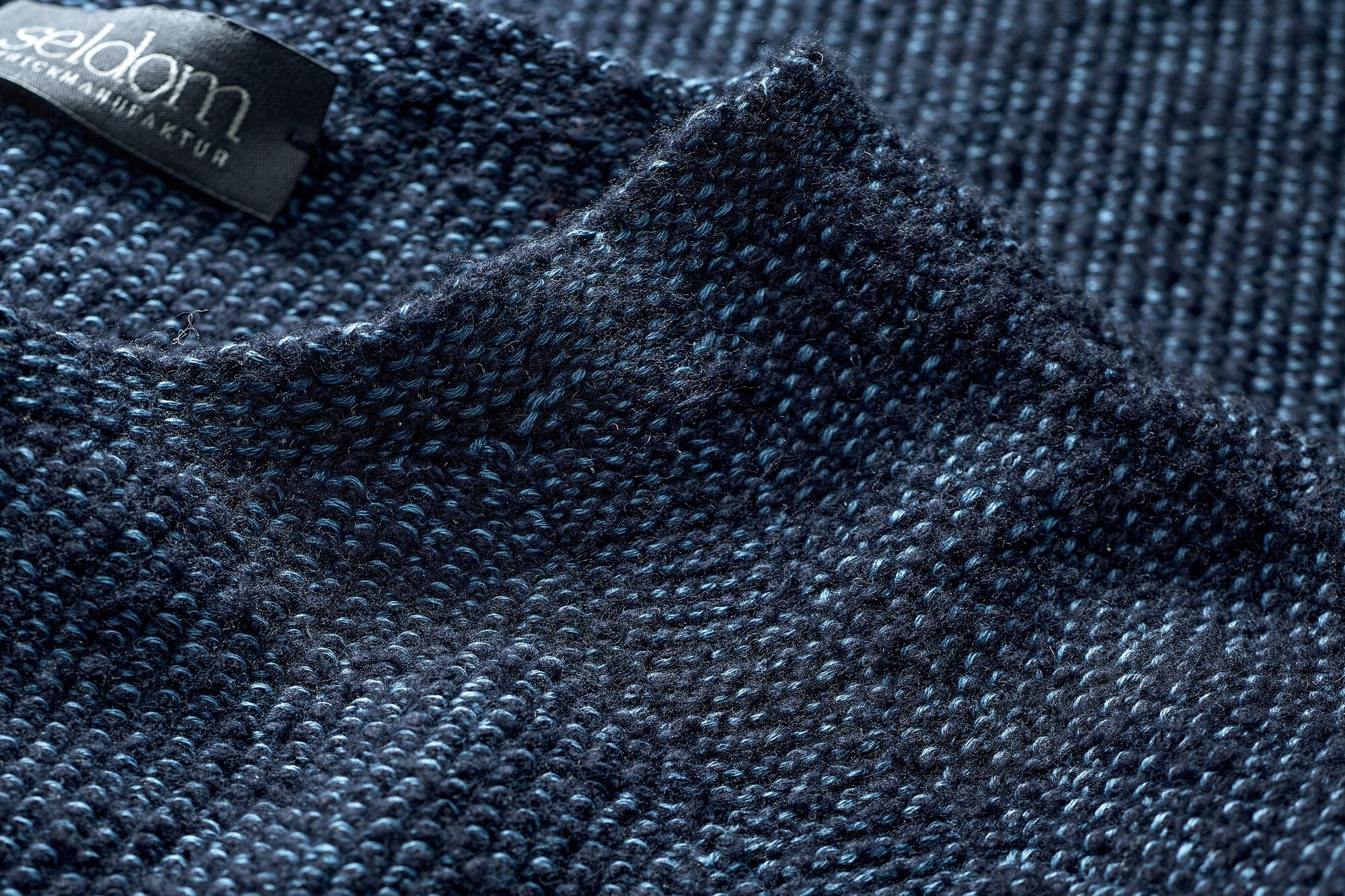 Men's Sweater with a Seed Stitch 