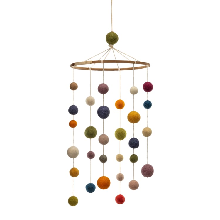 Mobile en feutre, Coloré