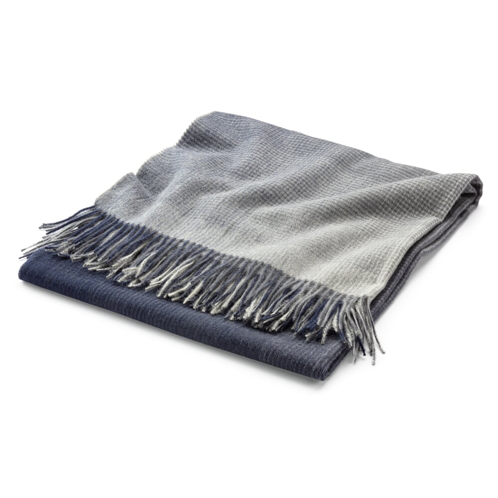 Wool blanket gradient, Blue | Manufactum