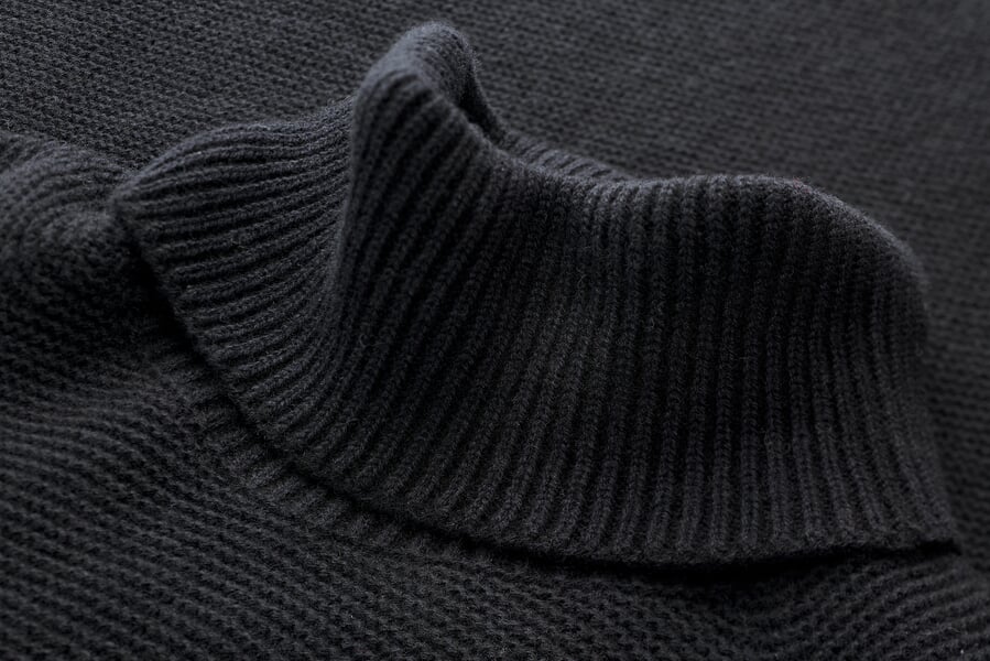 Herren-Rollkragenpullover Schwarzblau, Detailsicht