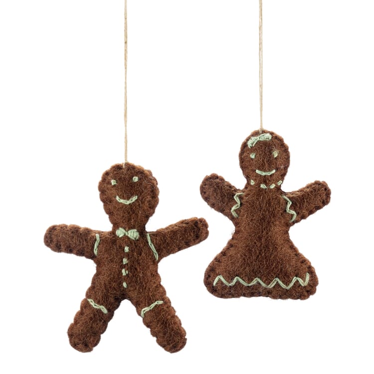 Gingerbread figures felt