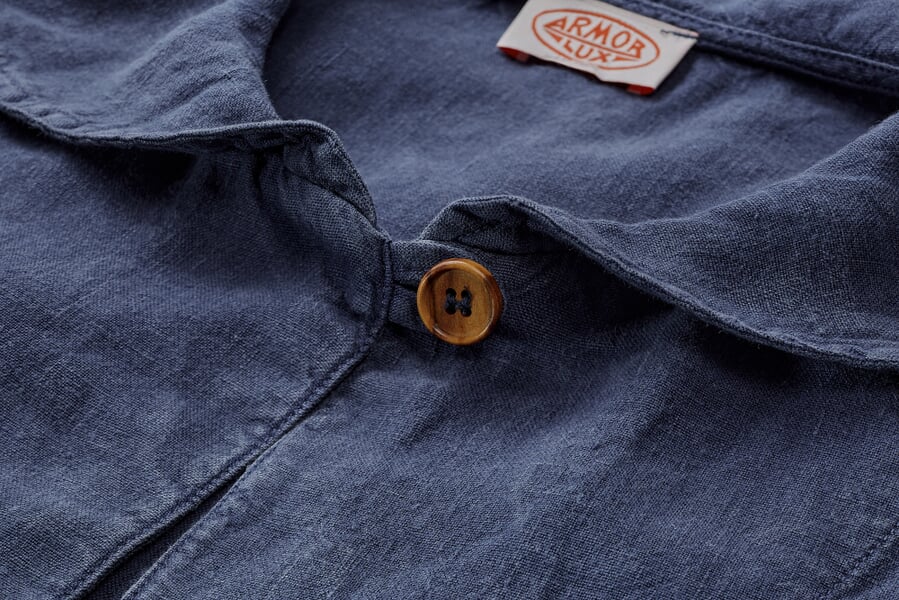 Ladies linen dress Blue, close-up