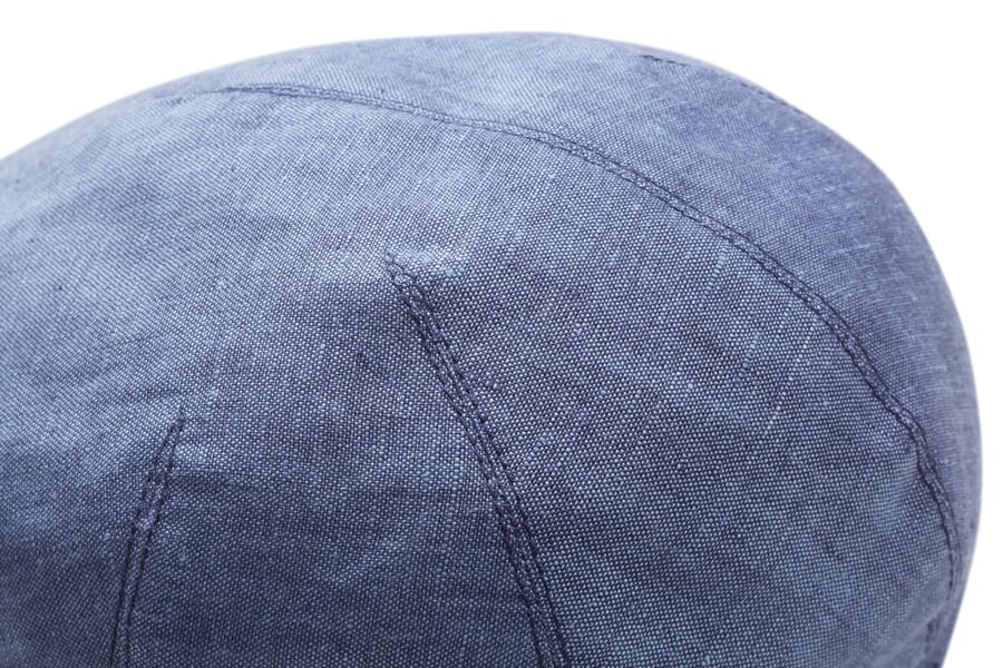 Mens slouchy cap linen Blue, close-up