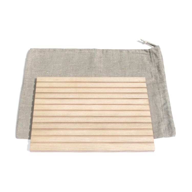 Cutting board with bread bag