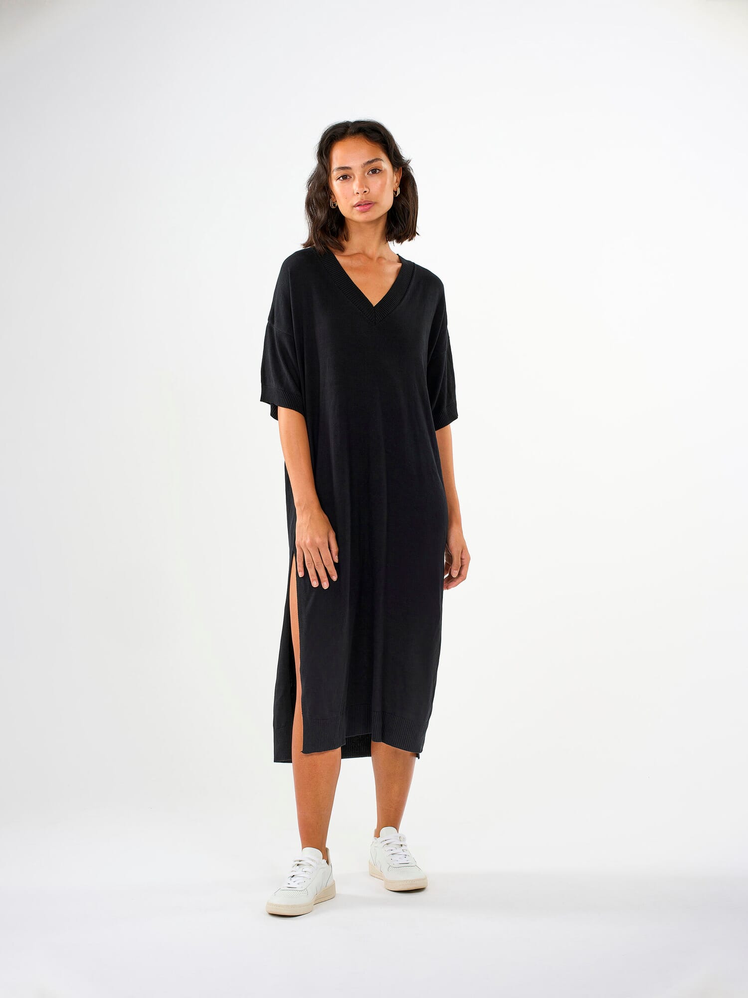 Ladies black 2025 knitted dress