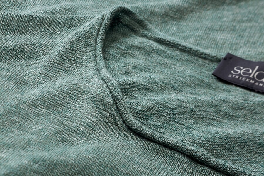 Gebreide herentrui Groene melange, close-up