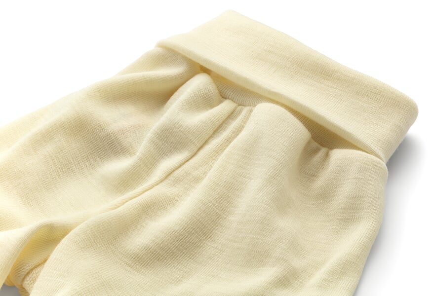 Babyhose Merinowolle-Seide Natur, Detailsicht
