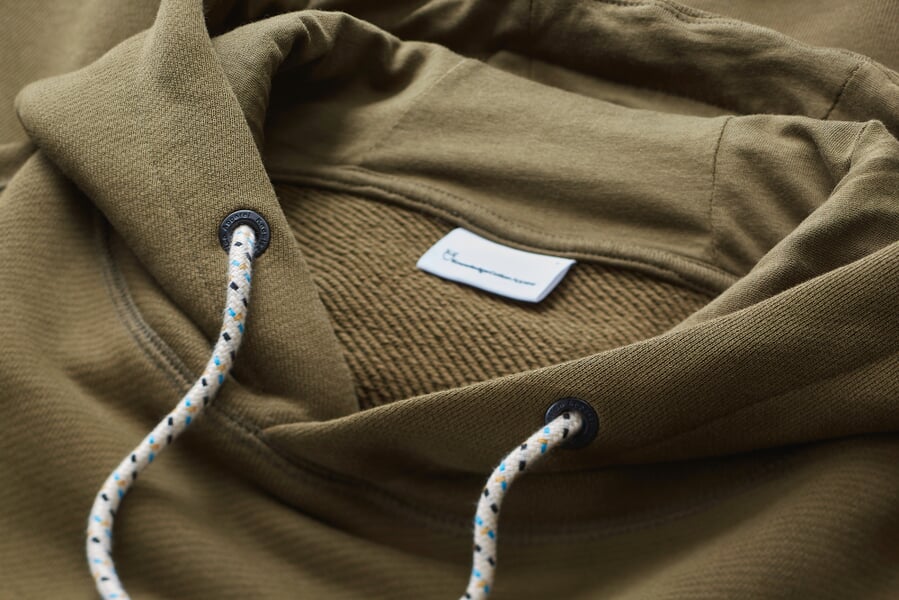 Men sweathoodie Olive, close-up