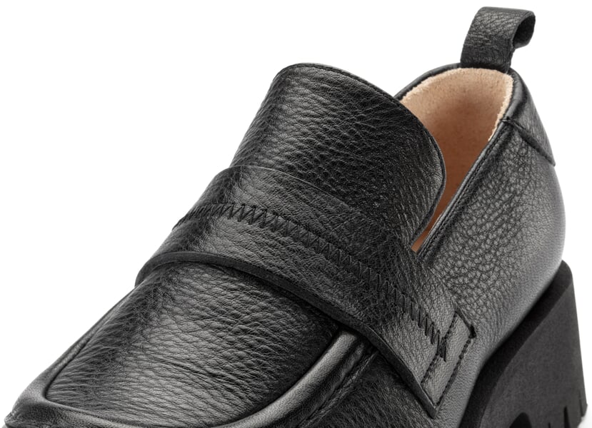 Mocassins pour femmes en cuir Noir, vue détaillée