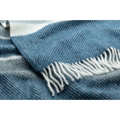 Gotland Stripe blanket, Blue
