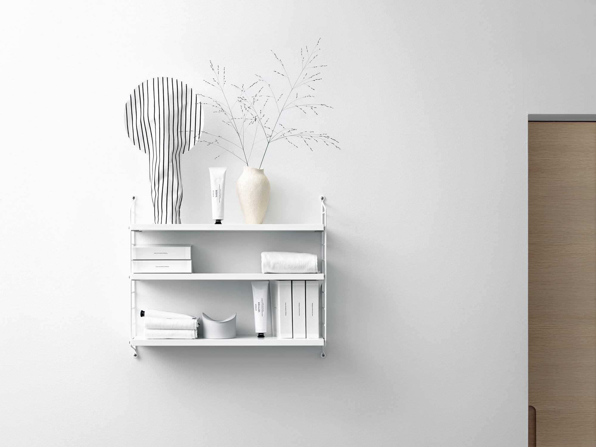 String® Pocket Shelving, White / White | Manufactum