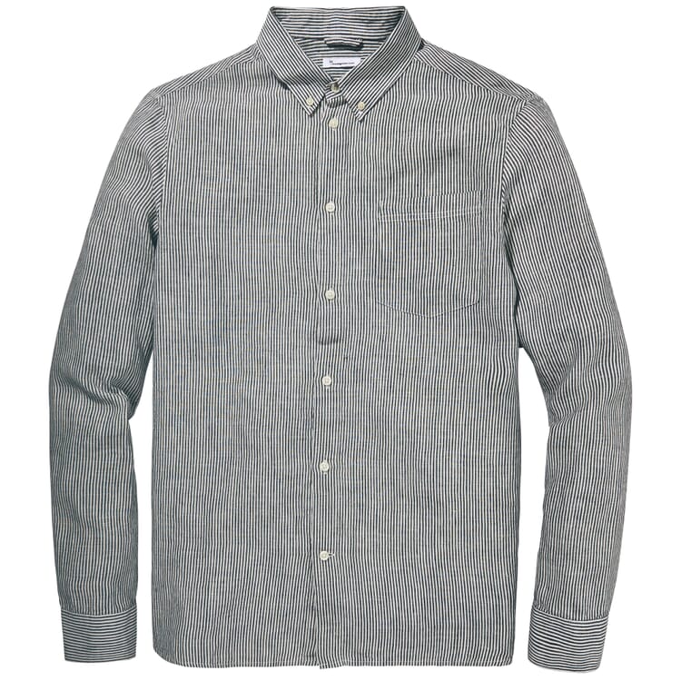 Men's shirt with vertical stripes