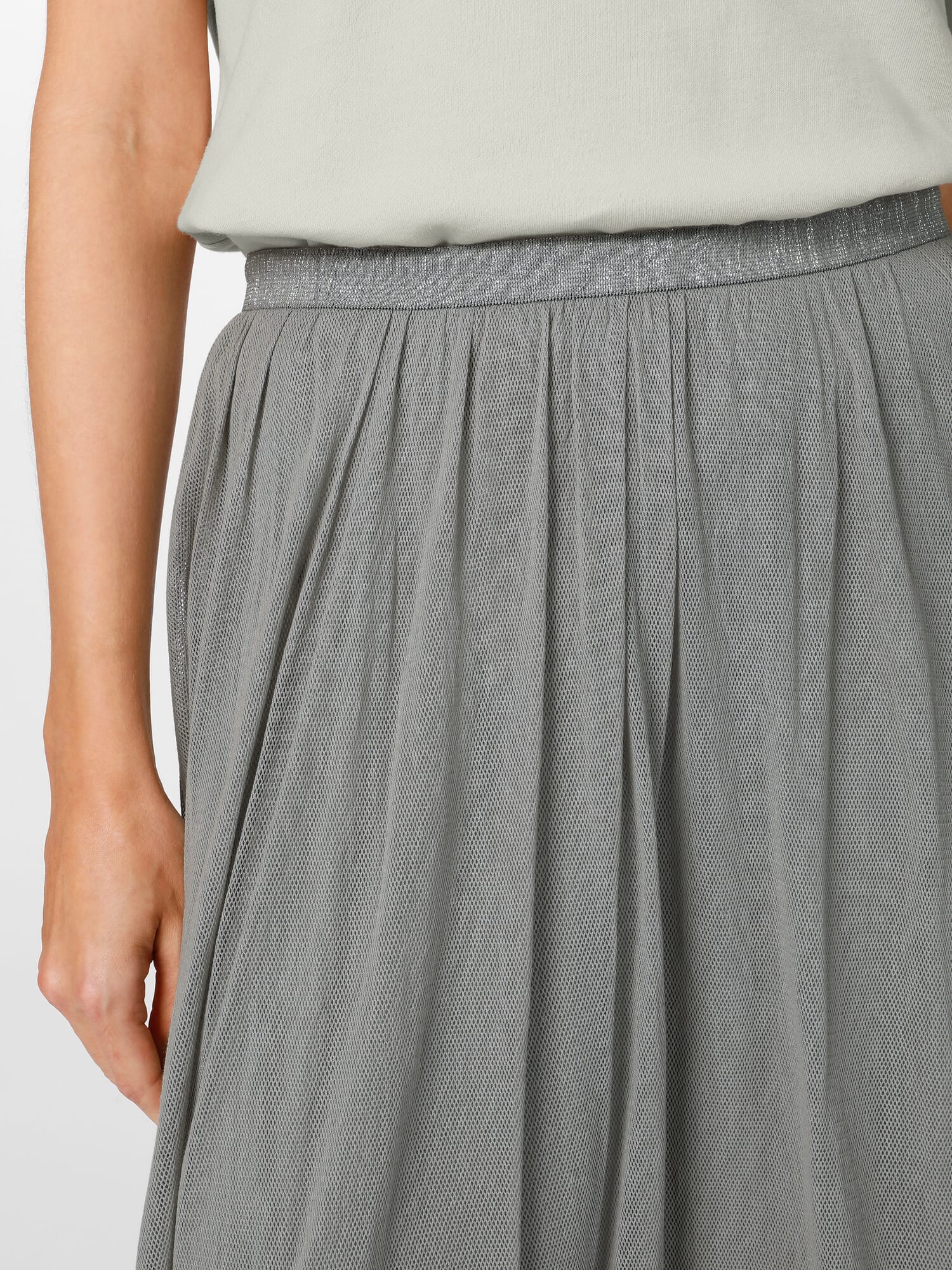 Women's gray hotsell tulle skirt