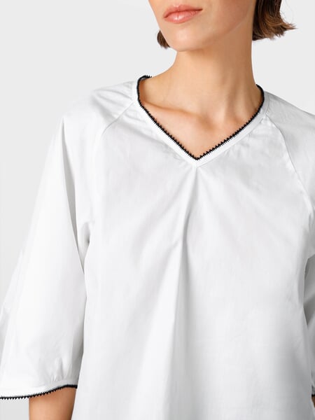 Women's Blouse-Style Shirt Natural white, close-up