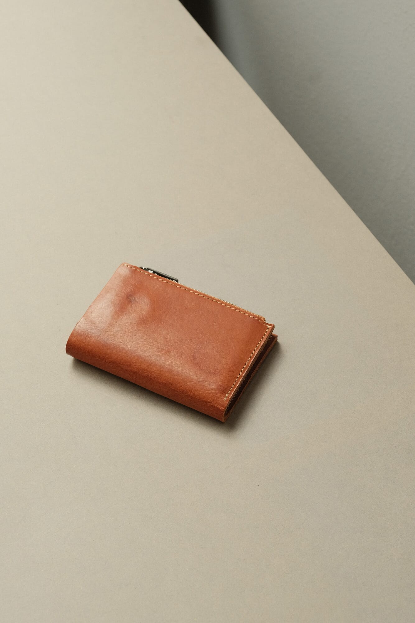 Geldbörse Pocket Wallet Zip, Hellbraun | Manufactum 