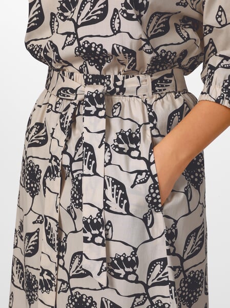 Falda de mujer con estampado floral Crema-Negro, Detailsicht
