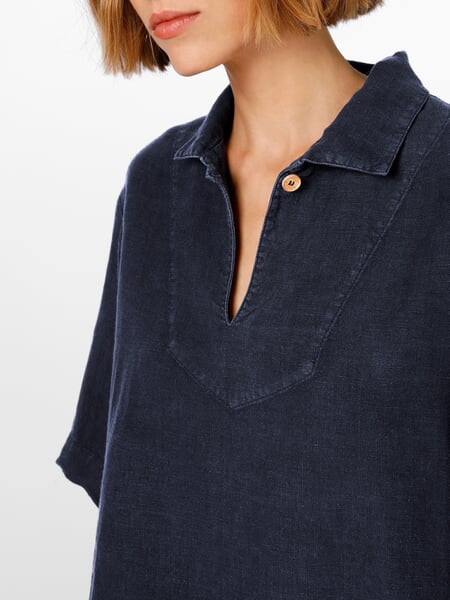 Ladies linen slip-on blouse Dark blue, close-up