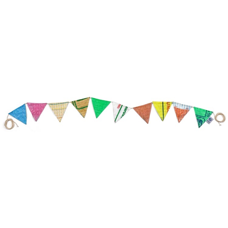 Upcycling pennant chain