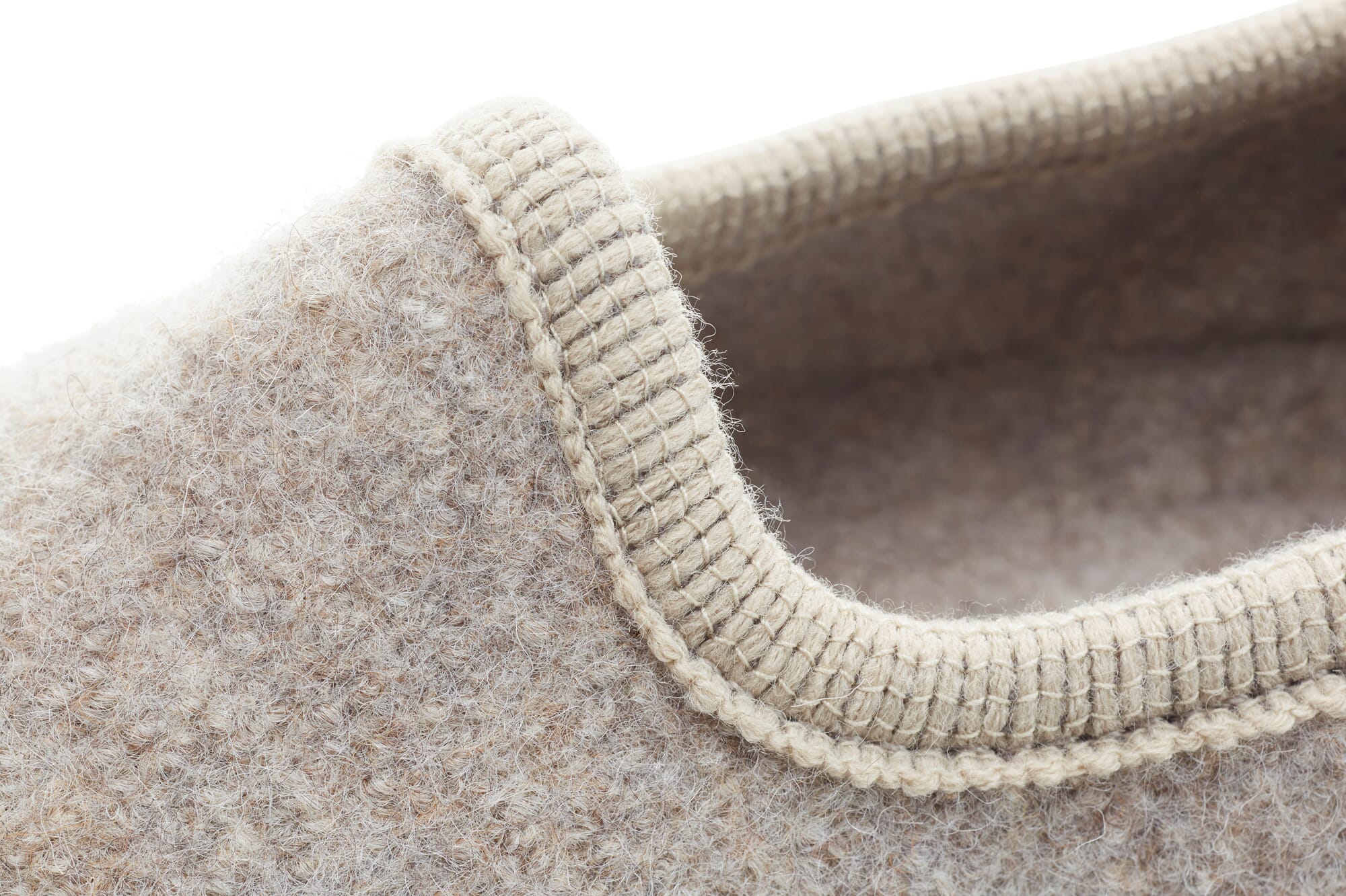 Unisex slip-on slipper, Beige | Manufactum